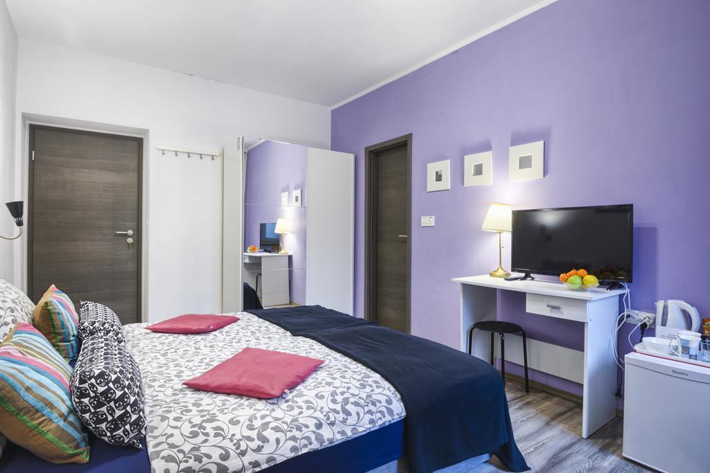 Top Center Rooms & Studio Pula